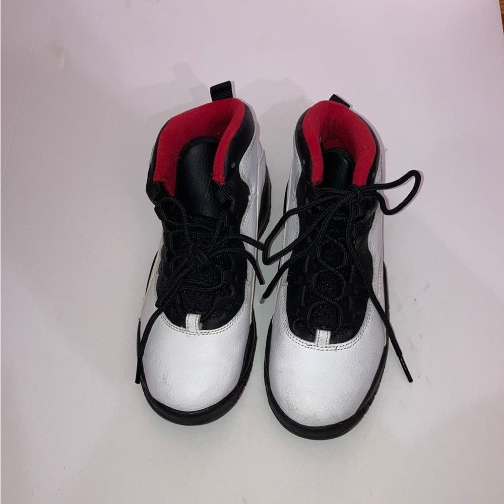 Jordan 10 Size 2Y